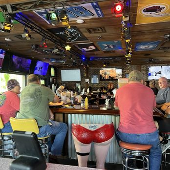 Bubba's 33 - The Bar area - Wine Bars Near Me - Gastonia, North Carolina Bubba's 33 - The Bar area - Wine Bars Near Me - Gastonia, North Carolina