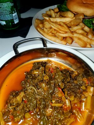 Table25 Fork + Wine by null