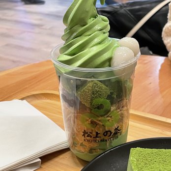 Matcha En - Parfait - Desserts Near Me - Chicago, Illinois