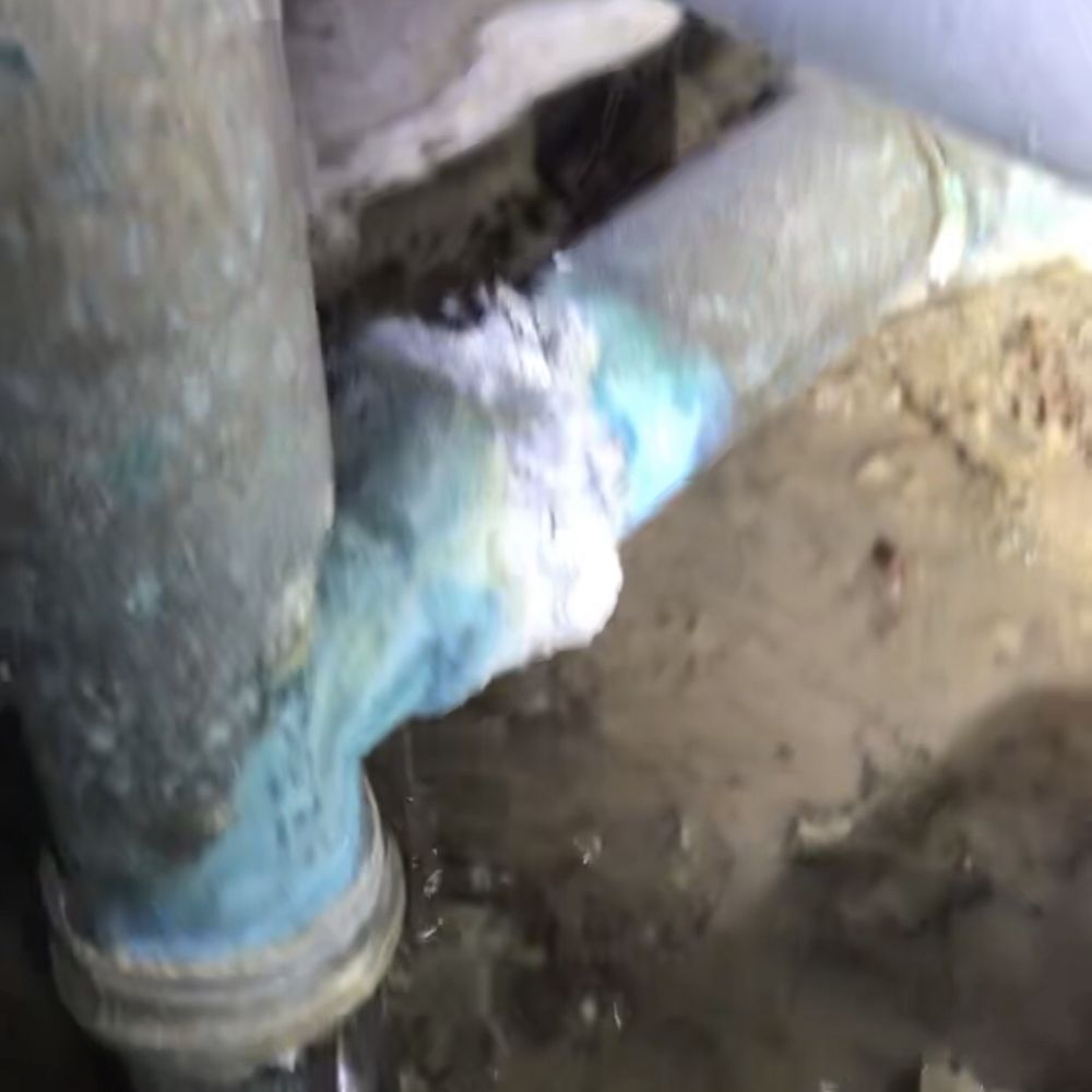 Tub drain and overflow pipe heavily corroded Tub drain and overflow pipe heavily corroded