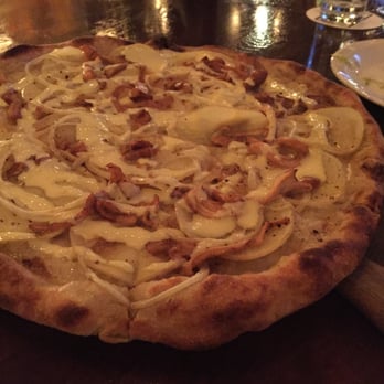 Stoneburner - yukon potato and chanterelle pizza - Pizza Near Me - Seattle, Washington