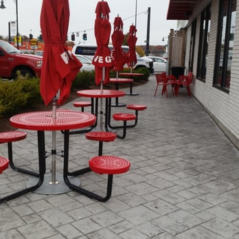 Five Guys - Burgers Near Me - Shrewsbury, Massachusetts