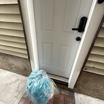 Truly Clean Laundry - Delivery services, wash and fold, dry cleaning , same day service - Laundromat Near Me - Lynbrook, New York Truly Clean Laundry - Delivery services, wash and fold, dry cleaning , same day service - Laundromat Near Me - Lynbrook, New York