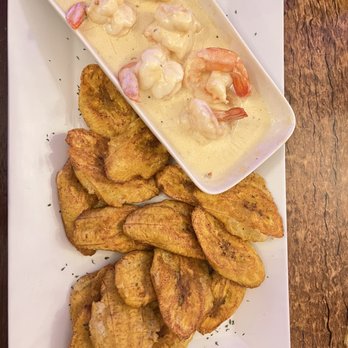 Mi Casa Dominican Restaurant - Shrimp in white sauce with tostones, very taste - Dominican Near Me - Freeport, New York Mi Casa Dominican Restaurant - Shrimp in white sauce with tostones, very taste - Dominican Near Me - Freeport, New York