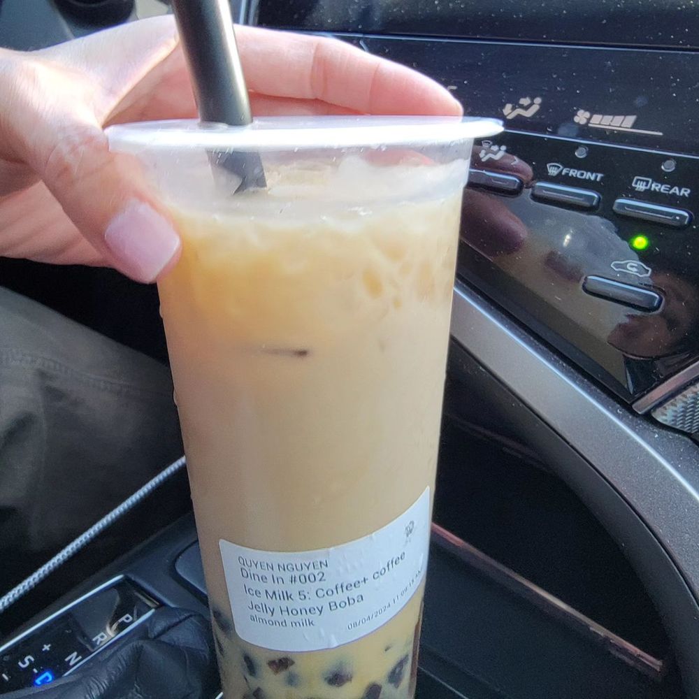 Iced milk 5: coffee+ coffee jelly honey boba