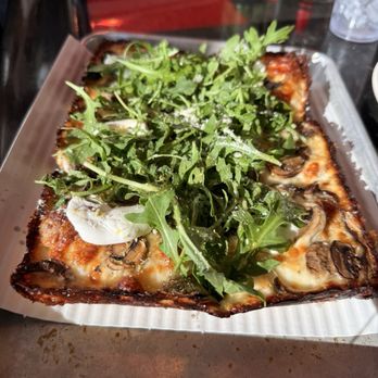 Michigan & Trumbull - White pizza - Pizza Near Me - Detroit, Michigan Michigan & Trumbull - White pizza - Pizza Near Me - Detroit, Michigan