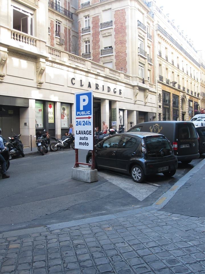 Parking Claridge