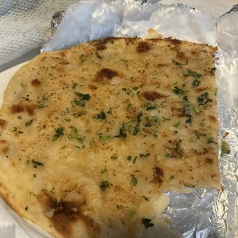 Mayas Indian Restaurant - Garlic Naan - Indian Near Me - Cincinnati, Ohio