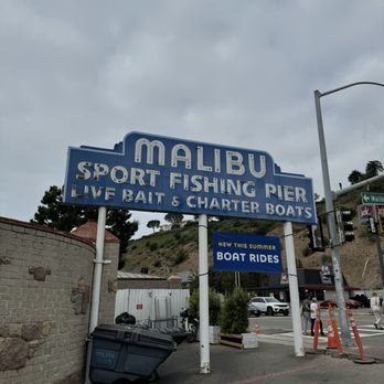 Malibu Farm Pier Cafe - pier entrance - Cafes Near Me - Malibu, California Malibu Farm Pier Cafe - pier entrance - Cafes Near Me - Malibu, California