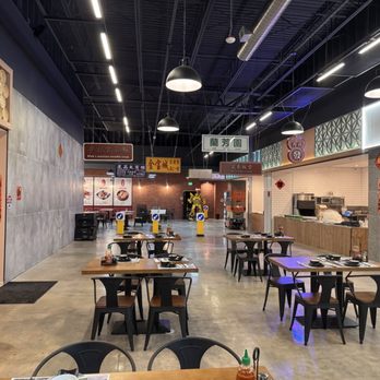 Mama Lu's Dumpling House - Side of interior - Dim Sum Near Me - Las Vegas, Nevada