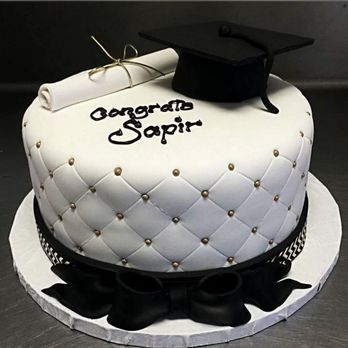 Lunas Cafe - Graduation Cake
Pastel de Graduacion - Bakeries Near Me - Los Angeles, California