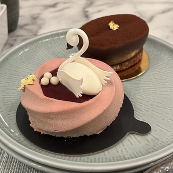 Pierrot Gourmet - Coffee & Tea Near Me - Chicago, Illinois