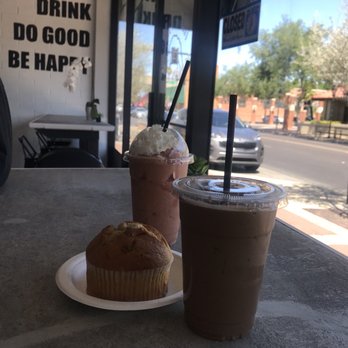 The Black Sheep - Iced Mocha, Strawberry smoothie and a banana nut muffin - Coffee & Tea Near Me - Glendale, Arizona The Black Sheep - Iced Mocha, Strawberry smoothie and a banana nut muffin - Coffee & Tea Near Me - Glendale, Arizona