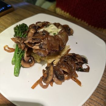 Bonny and Read - 6 oz Filet Mignon - Seafood Near Me - Colorado Springs, Colorado Bonny and Read - 6 oz Filet Mignon - Seafood Near Me - Colorado Springs, Colorado