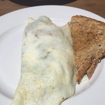 Hen House Eatery - Fat hen omelet - Breakfast & Brunch Near Me - Minneapolis, Minnesota Hen House Eatery - Fat hen omelet - Breakfast & Brunch Near Me - Minneapolis, Minnesota