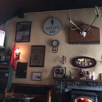 Mollys Bar - Molly's Bar - Bars Near Me - Letterfrack, G