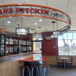 Very clean inside. I recommend this place to anyone who wants to eat chicken in Beautmont Ca Very clean inside. I recommend this place to anyone who wants to eat chicken in Beautmont Ca