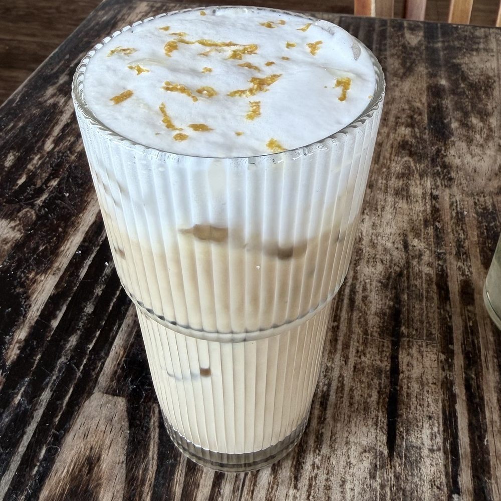Solar de Cahuenga - Iced Orange Latte - Breakfast & Brunch Near Me - Los Angeles, California Solar de Cahuenga - Iced Orange Latte - Breakfast & Brunch Near Me - Los Angeles, California