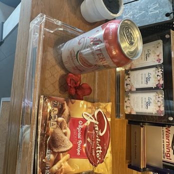 Le Spa By Sophie - complimentary drink and snack to go - Massage Near Me - Arcadia, California Le Spa By Sophie - complimentary drink and snack to go - Massage Near Me - Arcadia, California