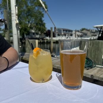 Anchor Down Dockside - Seafood Near Me - Seaford, New York