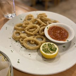 Cafe Italia - Fried calamari