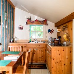 Country Cabins B & B