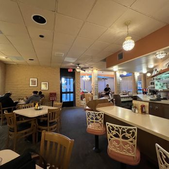 Kendall's Cafe - The Inside - American Near Me - Borrego Springs, California