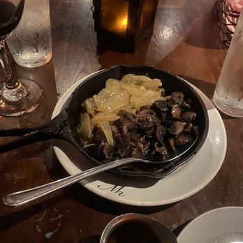 Walt's Hitching Post - Mushrooms and onion - New American Near Me - Fort Wright, Kentucky