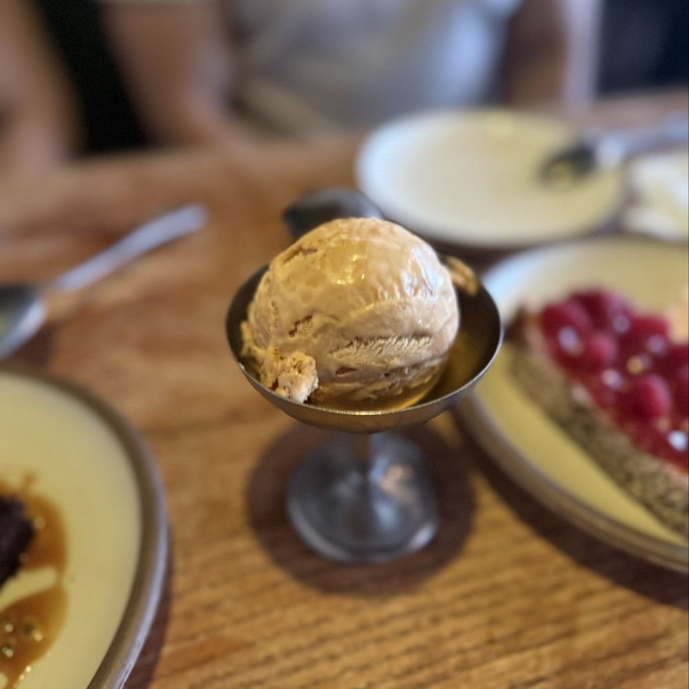 Honeycomb ice cream Honeycomb ice cream