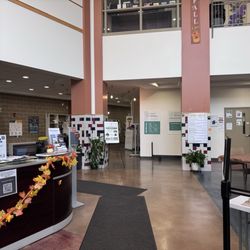 Kingsley Assn - Front desk