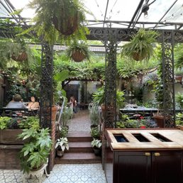 MAISON PREMIERE - Updated May 2025 - 1944 Photos & 1321 Reviews - 298