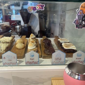 A Family - Bakeries Near Me - Cooper City, Florida