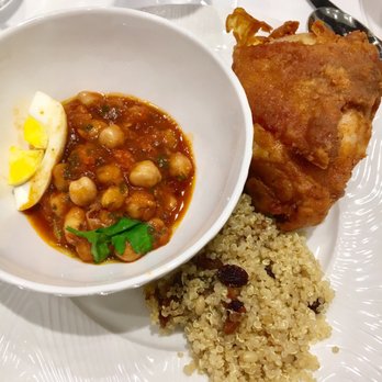 American Express Centurion Lounge - Chickpea stew, quinoa, and fried chicken. - Airport Lounges Near Me - Houston, Texas American Express Centurion Lounge - Chickpea stew, quinoa, and fried chicken. - Airport Lounges Near Me - Houston, Texas