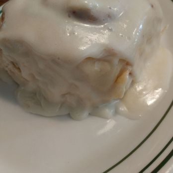 Jus' Jo's - Cinnamon Roll - Breakfast & Brunch Near Me - Clovis, California