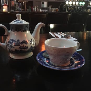 The Waterloo Bar - Pubs Near Me - Dublin, D