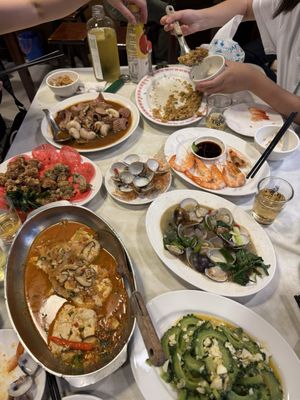 Xiao Lin Seafood Restaurant by null