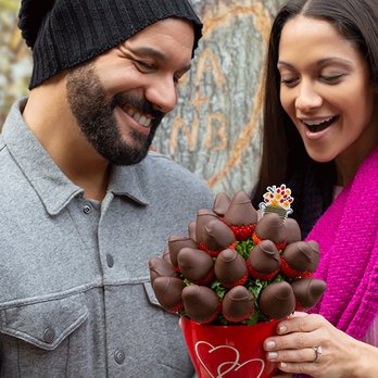 Edible Arrangements - Love is in the air!!! - Gift Shops Near Me - Encinitas, California