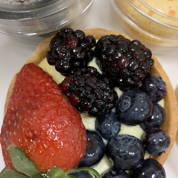 miFLAVOUR - Fruit tart - Bakeries Near Me - Spokane, Washington miFLAVOUR - Fruit tart - Bakeries Near Me - Spokane, Washington