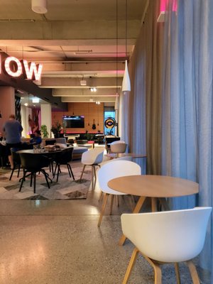 Moxy Munich Airport by null