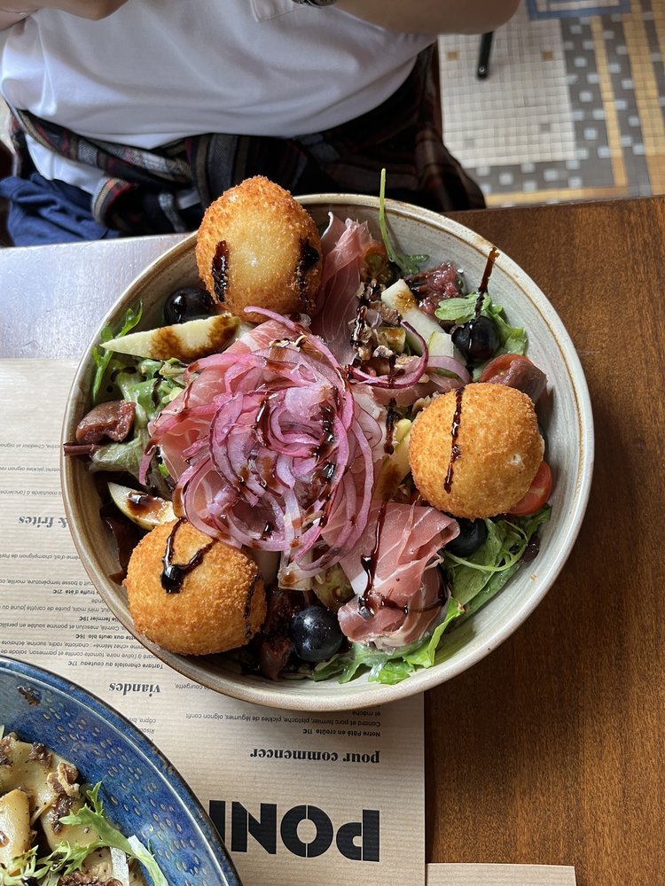 PONI 24 rue SaintLazare, Paris, Ain, France Brasseries