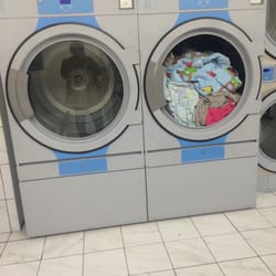 Briggs Chaney Super Laundromat - Super huge machines available