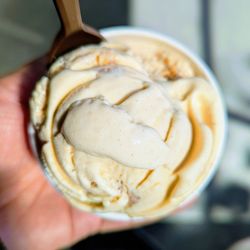 Salt & Straw - September '25:  Apple cider donut, cinnamon vanilla caramel. Vanilla apple tart, apple cider vinegar spiked custard ice