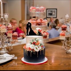 Sassie Cakes - We also had cupcakes that were a hit!