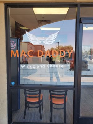 Mac Daddy Wingz and Cheeze by null