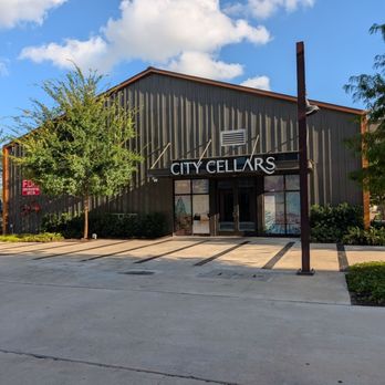 City Cellars HTX - Outside - New American Near Me - Houston, Texas City Cellars HTX - Outside - New American Near Me - Houston, Texas