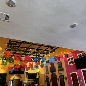 Tony’s Kitchen - Inside - Breakfast & Brunch Near Me - Long Beach, California Tony’s Kitchen - Inside - Breakfast & Brunch Near Me - Long Beach, California