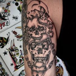 Paramount Tattoo & Piercing - Skull tattoo