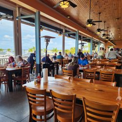 Laishley Crab House - Outside deck tables overlooking the marina