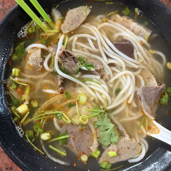 Pho Saigon Bay - 35. Hue Spicy Beef Noodle Soup - Vietnamese Near Me - Sacramento, California