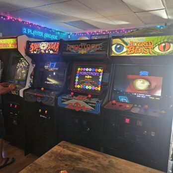 2 Player Arcade Shop - Arcades Near Me - Monterey, California